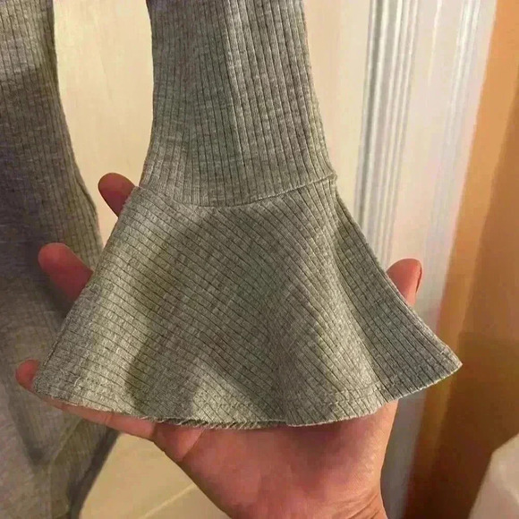 Abercrombie & Fitch Ribbed Bodysuit - Picture 2 of 6